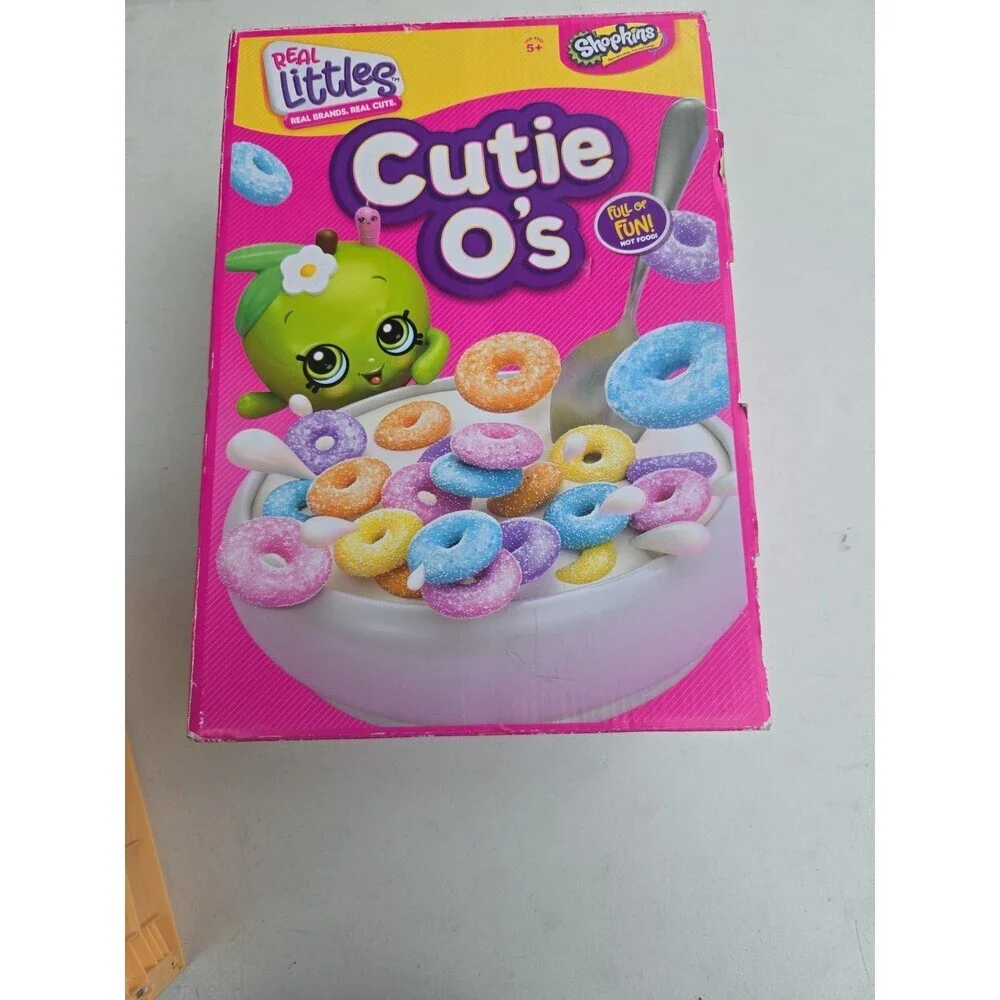 Shopkins Real Littles Mini Mega Mart Playset Incomplete/with original box